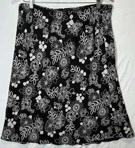 Apostrophe Black & White Floral A-Line Skirt Wrinkle-Free Lightweight A4 Size L - Picture 1 of 7