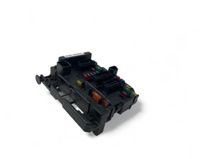 OV1567 PEUGEOT Fuse Box 9650664080 - Picture 1 of 8