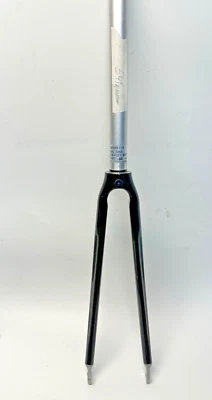 NOS Pro carbon   VINTAGE ROAD BIKE 700C FORK THREADED 1 1/8 " - Image 1 of 4