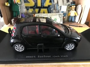 1:18 Smart Forfour from in Black DIE CAST CAR USED B539 - Picture 1 of 22