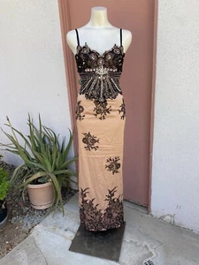 ๐ Mandalay Evening cocktail Dress Size 4 Color Cafeaulait Embellished Beaded - Picture 1 of 16