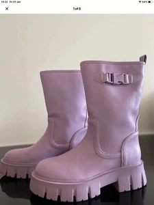 Guess Purple Block Heel Monogram designer Boots - SIZE UK 6 - Picture 1 of 3