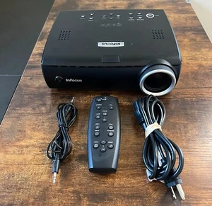 InFocus IN35W W360 WXGA 2500 Lumens DVI VGA S-Video DLP Projector Tested Works - Picture 1 of 13