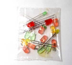 20pcs LED Assorted colors 3/5mm F3 F5 Through Hole SMD Amber Yellow Red Green - Picture 1 of 2