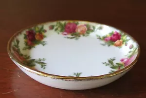 Royal Albert Old Country Roses Gold Trim China 3 ½” Coaster/Sweets Dish(s) - Picture 1 of 4