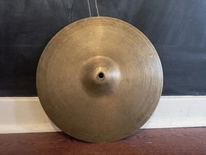 Vintage 1950s A Avedis Zildjian Small Stamp 13" Cymbal 740g - Picture 1 of 3
