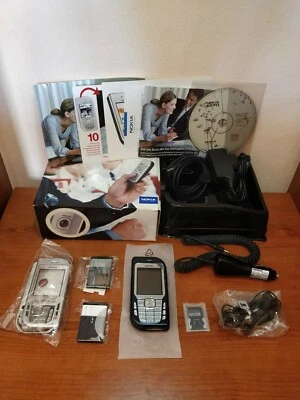 NOKIA 6670 BLUE 1 MEGAPIXEL GSM 2.1 BLUETOOTH CELLULARE VINTAGE PER AMATORI - Immagine 1 di 4