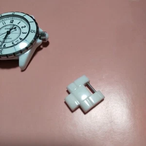 CHANEL Genuine 1.5 Link J12 H0970 H1629 Men's Watch Parts White Ceramic 17mm - Picture 1 of 8
