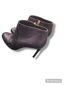 Diane Von Furstenberg Womens Black Leather Bootie Size 5.5M Heel Ankle Boot - Picture 1 of 9
