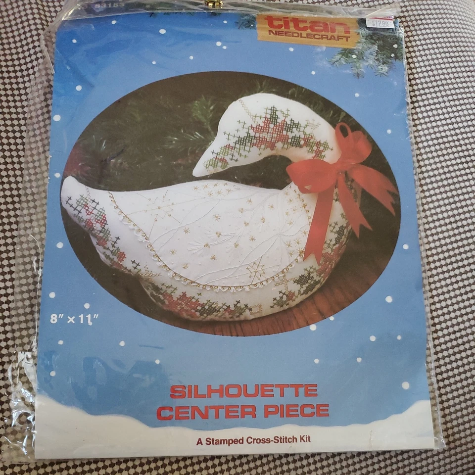 Vtg 1988 Titan Needlecraft Christmas Silhouettes Cross Stitch Kit Turning Goose
