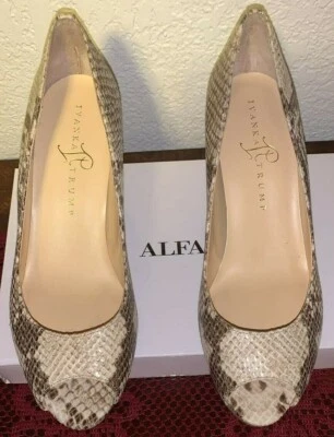 Ivanka Trump Peep Toe Cuero Serpiente Estampado Pitón Tacones Zapatos Cuñas Talla 7.5 Foto 1 de 4