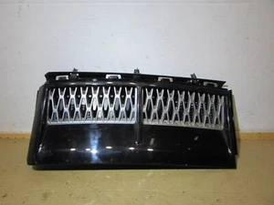 Range Rover L322 3.6 right front wing side vent grille Java black supercharged - Picture 1 of 9