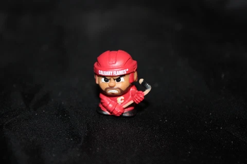Collectible NHL TEENYMATES Series 6 Figure - CALGARY FLAMES - NEW! Loose Cover