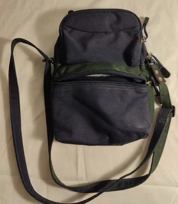 Samsonite Small Camera Bag - Image 1 of 4