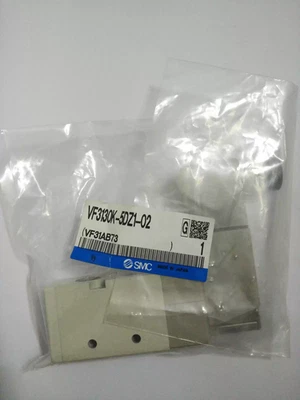 VF3130K-5DZ1-02  NEW SMC Electromagnetic valve IN STOCK - Image 1 of 2