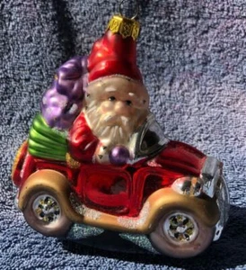 MUNDGEBLASENES GLAS ANTIK AUTO ORNAMENT 4 1/2" hoch SO GLÄNZEND Santa's Daily Driver So Co - Bild 1 von 3