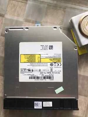 Hp TS-L633 Lightscribe SATA DL 12.7 MM DVD±RW Drive 574285-FC1 - Image 1 of 4
