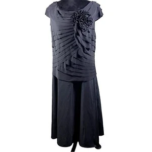 Jessica Howard black formal dress with flower detail size 16W - Picture 1 of 9