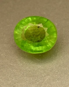 Natürlich Zertifiziert Grün Peridot 8.30 Karat Ovaler Schliff Lose Edelstein Für - Bild 1 von 5