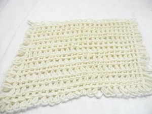 Tapete de ganchillo vintage, bufanda de mesa, lino, corredor de mesa color crema off set  - Imagen 1 de 4