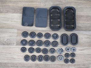 99-04 MUSTANG GT BODY PLUGS HARD WARE  GT SALEEN COBRA 4.6 V-8 02B - Picture 1 of 16