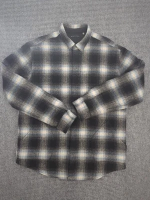 Camarina acolchada a cuadros de mezcla de lana para hombre Elie Tahari, exterior Foto 1 de 4