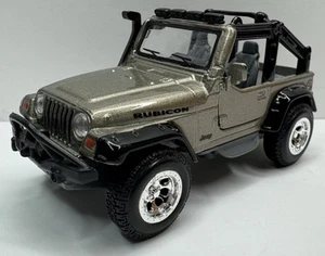 MAISTO 1:35 2003 Jeep Wrangler Rubicon Tan Die-cast No Box - Picture 1 of 8