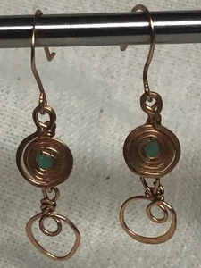 Kupfer gehämmert Doppel Ohrhänger Ohrringe Handarbeit Handwerk grüner Achat - Bild 1 von 4