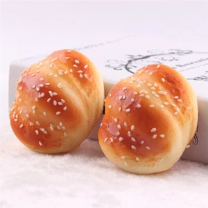 New 8cm Kawaii Squishy Buns Toast Bread Cartoon Soft Kids Toy Cellphone Stra _tm - Zdjęcie 1 z 12