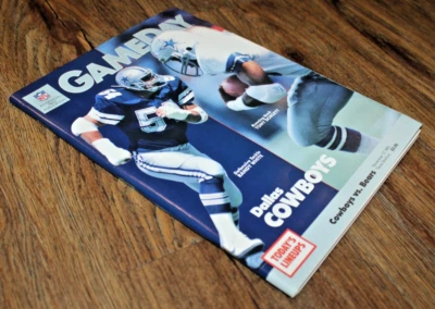 Vintage November 17, 1985 NFL GameDay Cowboys/Bears Magazine Dorsett, White 🏈🔥 - Image 1 of 4