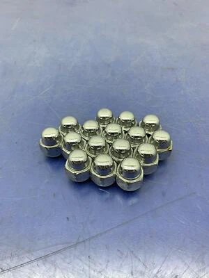 KIA TELLURIDE 2020-2023 JUEGO DE TUERCAS DE LLANTA DE FABRICANTE ORIGINAL (16) *FALTAN 4 TUERCAS DE LLAVE* Foto 1 de 4