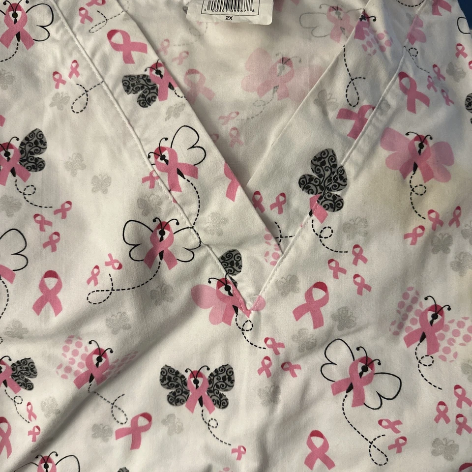 Medical Scrubs 2XL Uniform Preowned Clean Machine Washable  - Image 1 of 4