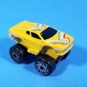 Vintage Road Champs Micro Machines Yellow Ferrari Testarossa 1987 Galoob RARE - Picture 1 of 6