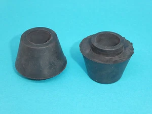 Zündapp 2x Blinkergummi Haltegummi Frontmaske 540-16.109 CS 50 - Picture 1 of 1