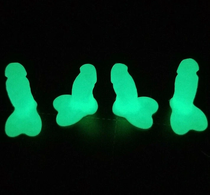 GLOW IN THE DARK GREEN - Penis Valve Cap Perfect Prank / Gag Gift (4 Caps pack)