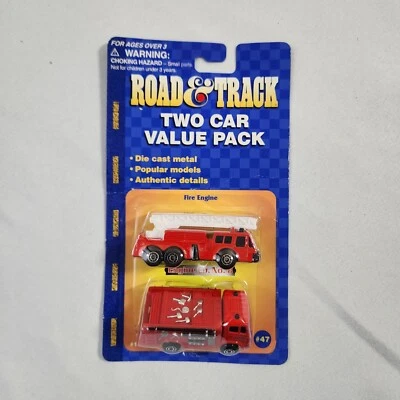 Road And Track Ladder & Pumper Fire Engine Co. 2 pack Maisto 1/64 Scale B72 - Image 1 of 4