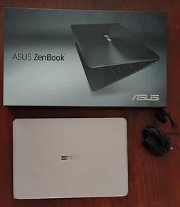 Asus Zenbook UX305C - Foto 1 di 4