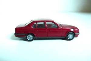 HERPA BMW 735i DÉCORS RÉSEAU ÉCHELLE "HO" 1/86è BON ÉTAT W. GERMANY - Imagen 1 de 3
