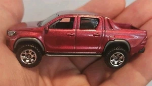 Matchbox 2020 Toyota Hilux 2018 lose Diecast Truck  - Bild 1 von 5