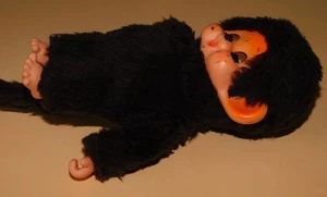 MONCHICHI mit Lutschdaumen - Bild 1 von 3