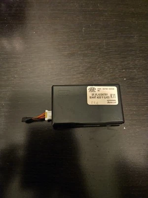 MÓDULO DE CONTROL INTERIOR HYUNDAI SONATA 2002-2005 P/N 95790-3D002 CABLEADO GENUINO Foto 1 de 4