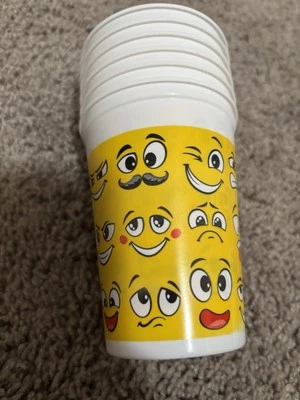 Emoji Party Cups Plastic  - Yellow and White NEW lots of 6  - Image 1 of 2
