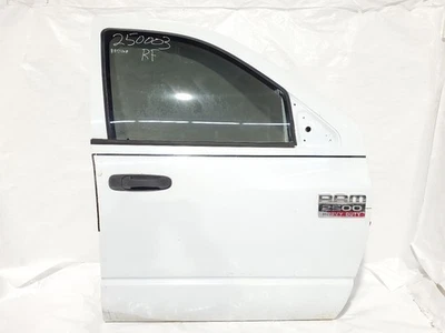 2008 2009 Dodge Ram 2500 Quad ST OEM Front Right Door White - Image 1 of 4