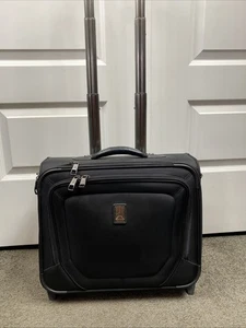 TravelPro Platinum Magna Deluxe Rolling Tote Carry-on w/Computer Sleeve Black - Picture 1 of 7