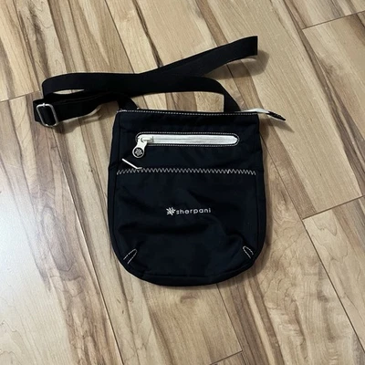 Bolsa tiracolo Sherpani Prima náilon detalhes marfim bolsa ajustável bolso com zíper - Imagem 1 de 4