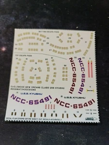 KEIN MODELL - MASSGESCHNEIDERTE AUFKLEBER FÜR ADLERMOSS USS KYUSHU NEW ORLEANS KLASSE - Star Trek - Bild 1 von 8