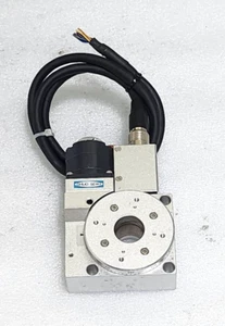 Etapa de rotación motorizada CHUO SEIKI MM-60Ʋ, VEXTA PH533-NB-C41 - Imagen 1 de 5