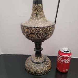 Jarra de agua vintage de la India, grabada con motivos florales - Imagen 1 de 8