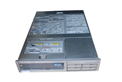 Sun MicroSystems FIRE T2000 Server  2x Netzteil  16x 2GB RAM  2x 10K SAS  DVD - Bild 1 von 4