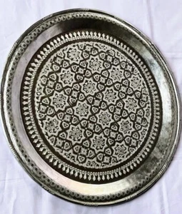 Moroccan Traditional Table. Hand-engraved Tray Carved Wooden legs 18.5” *NEW* - Picture 1 of 8